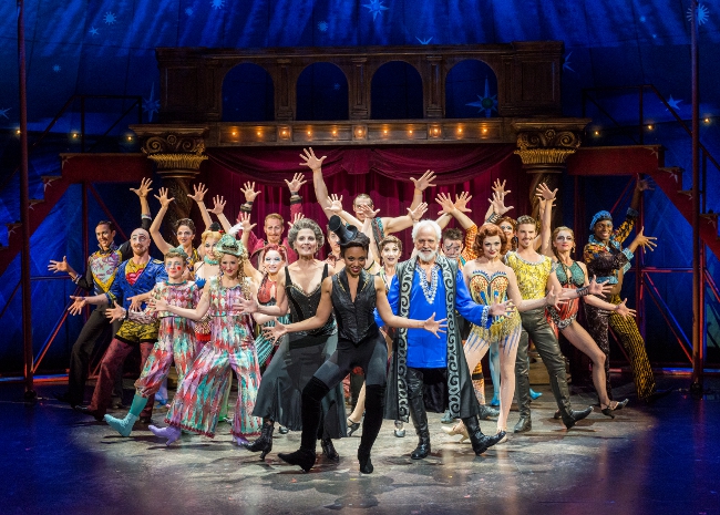 Pippin Setups  647 The Cast of the National Touring Production of PIPPIN. Credit Terry Shapira